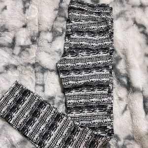 Black and white pants